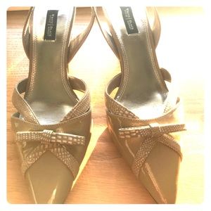 White House Dress size 8.5 heels!